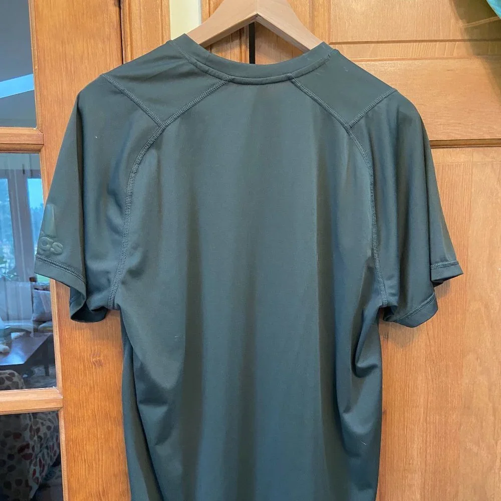 Adidas men Regular khaki fit Performance Shirt 'BOS', size L - Picture 5 of 6